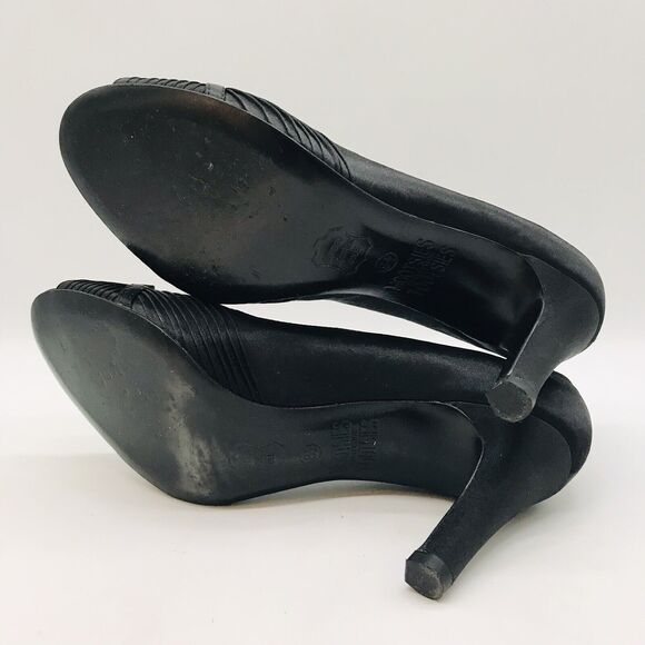 Mootsies Tootsies MoPartyGirl Heels Women 8.5 Black Satin Slip On Peep Toe Pumps - Picture 9 of 10